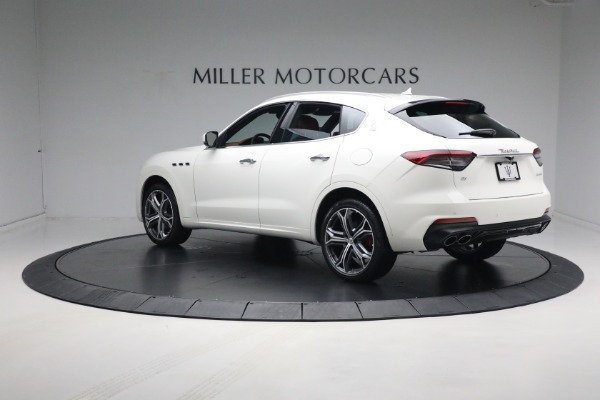 Used 2021 Maserati Levante Q4 for sale Sold at Maserati of Greenwich in Greenwich CT 06830 9