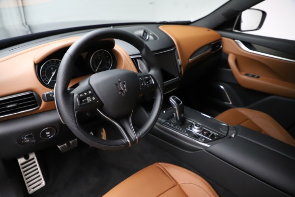 Used 2021 Maserati Levante S Q4 GranSport for sale Sold at Maserati of Greenwich in Greenwich CT 06830 13