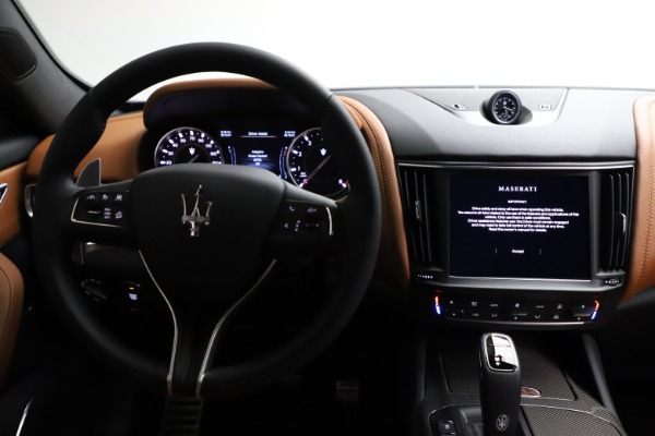 Used 2021 Maserati Levante S Q4 GranSport for sale Sold at Maserati of Greenwich in Greenwich CT 06830 16