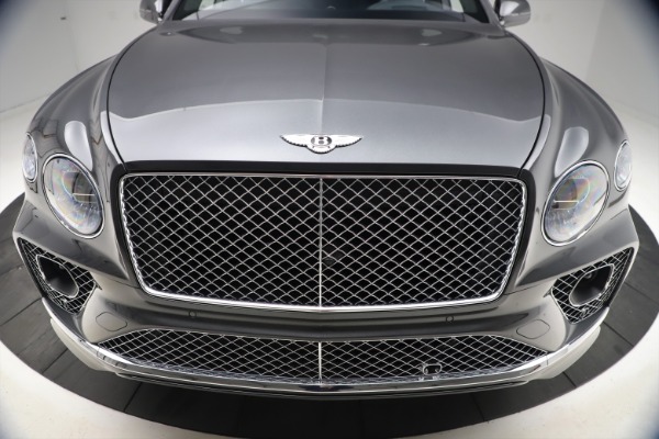 New 2021 Bentley Bentayga V8 for sale $213,720 at Maserati of Greenwich in Greenwich CT 06830 13