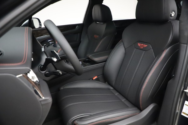 New 2021 Bentley Bentayga V8 for sale $213,720 at Maserati of Greenwich in Greenwich CT 06830 21