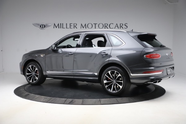 New 2021 Bentley Bentayga V8 for sale $213,720 at Maserati of Greenwich in Greenwich CT 06830 4