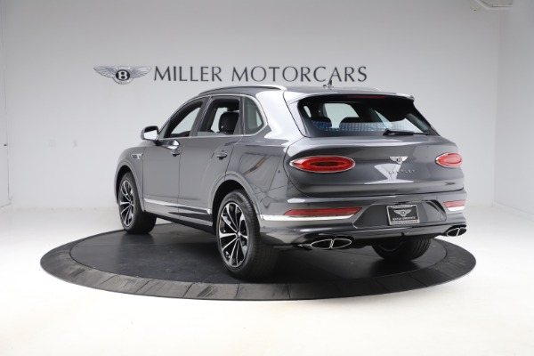 New 2021 Bentley Bentayga V8 for sale $213,720 at Maserati of Greenwich in Greenwich CT 06830 5