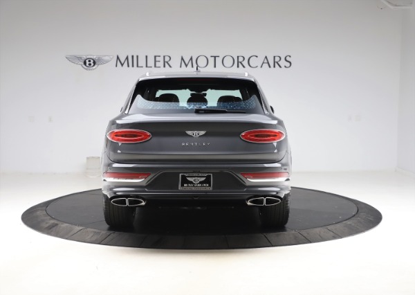 New 2021 Bentley Bentayga V8 for sale $213,720 at Maserati of Greenwich in Greenwich CT 06830 6