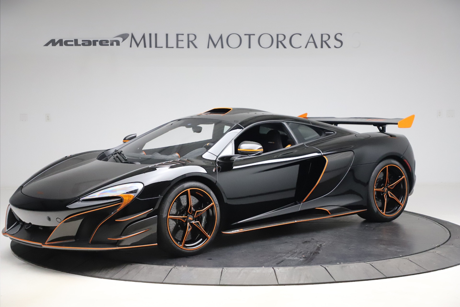 Used 2016 McLaren 688 MSO HS for sale $624,900 at Maserati of Greenwich in Greenwich CT 06830 1