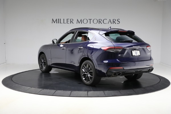 Used 2021 Maserati Levante Q4 GranSport for sale Sold at Maserati of Greenwich in Greenwich CT 06830 3
