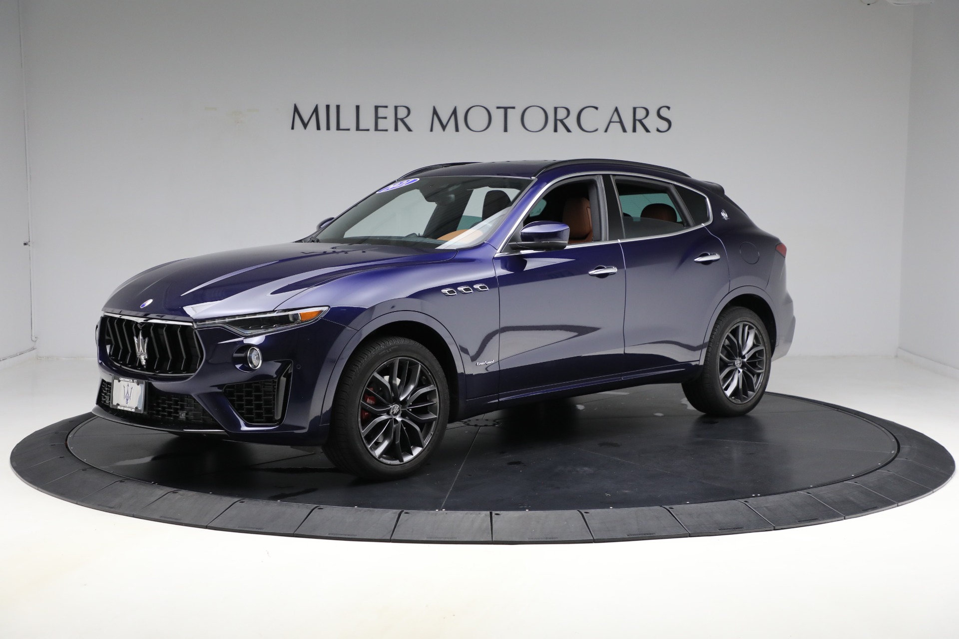 Used 2021 Maserati Levante Q4 GranSport for sale Sold at Maserati of Greenwich in Greenwich CT 06830 1