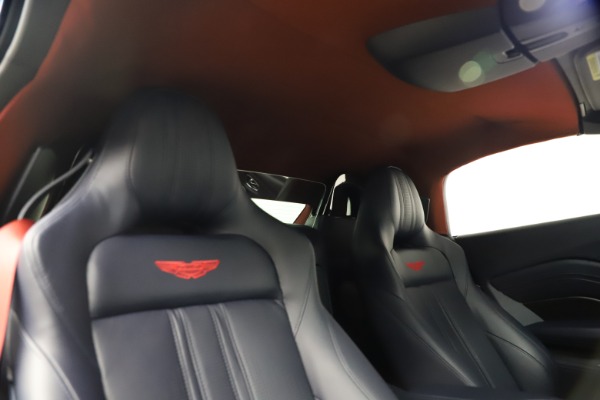 Used 2021 Aston Martin Vantage Roadster for sale $139,900 at Maserati of Greenwich in Greenwich CT 06830 25