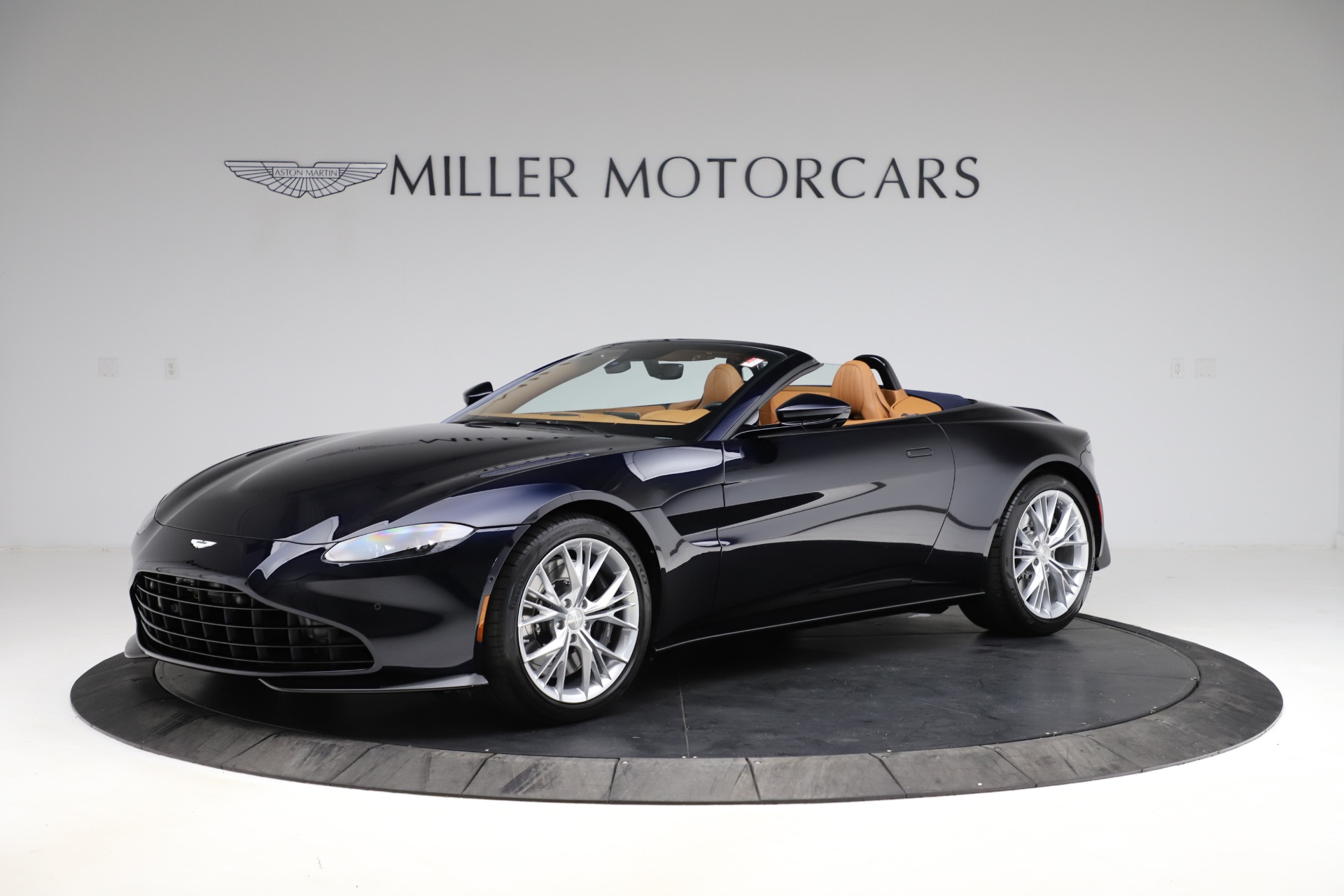 New 2021 Aston Martin Vantage Roadster for sale Sold at Maserati of Greenwich in Greenwich CT 06830 1
