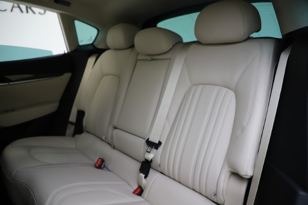 New 2021 Maserati Levante S Q4 GranLusso for sale $106,235 at Maserati of Greenwich in Greenwich CT 06830 20
