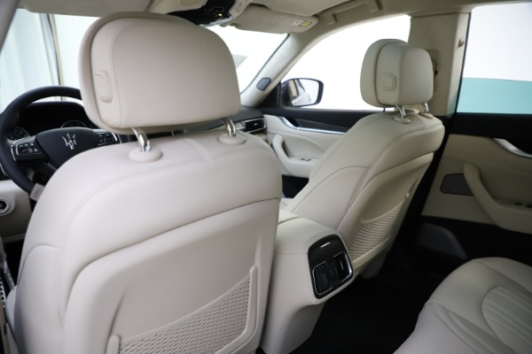 New 2021 Maserati Levante S Q4 GranLusso for sale $106,235 at Maserati of Greenwich in Greenwich CT 06830 22