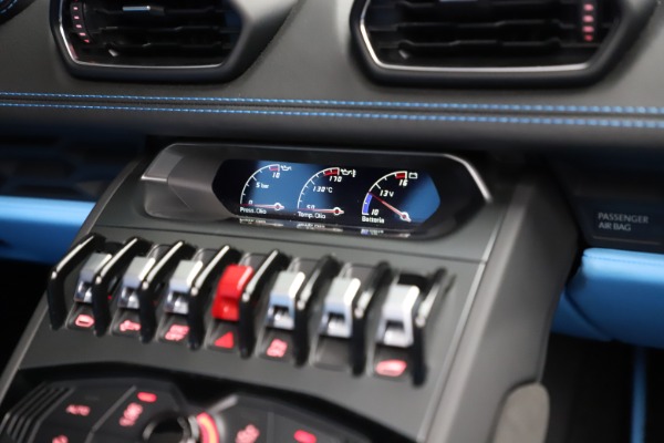 Used 2016 Lamborghini Huracan LP 610-4 Spyder for sale Sold at Maserati of Greenwich in Greenwich CT 06830 27