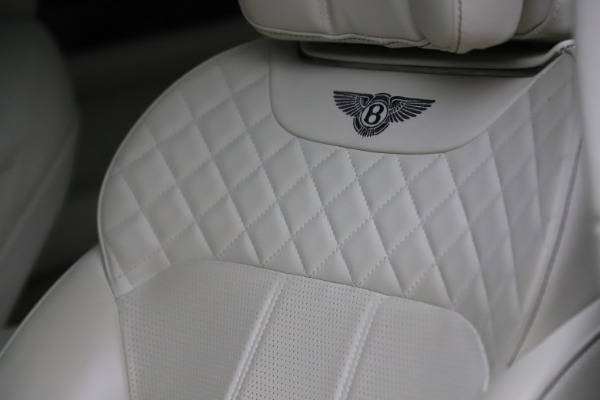 Used 2018 Bentley Bentayga W12 Signature for sale Sold at Maserati of Greenwich in Greenwich CT 06830 21