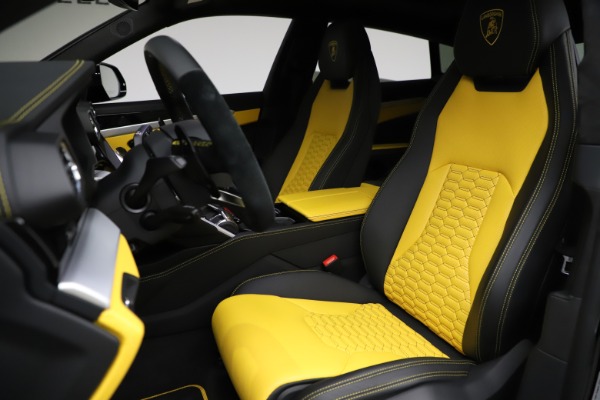 Used 2019 Lamborghini Urus for sale Sold at Maserati of Greenwich in Greenwich CT 06830 15