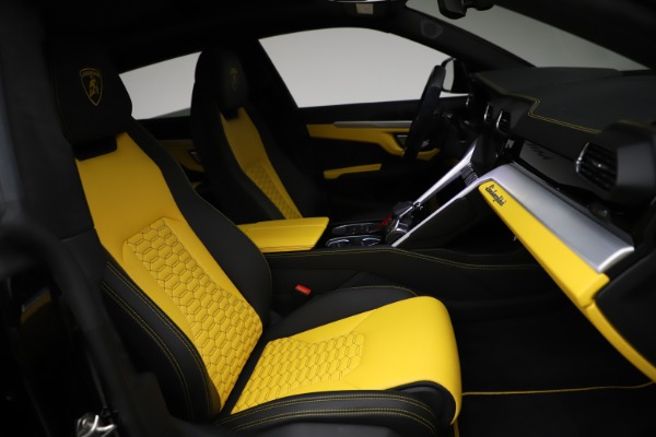 Used 2019 Lamborghini Urus for sale Sold at Maserati of Greenwich in Greenwich CT 06830 25