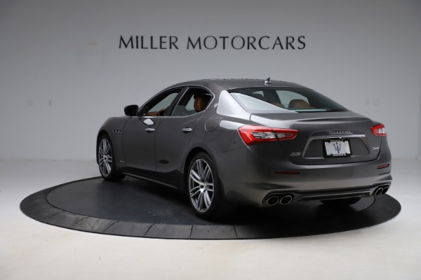 Used 2018 Maserati Ghibli SQ4 GranLusso for sale Sold at Maserati of Greenwich in Greenwich CT 06830 5