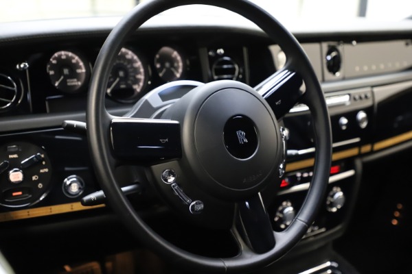Used 2015 Rolls-Royce Phantom EWB for sale $299,900 at Maserati of Greenwich in Greenwich CT 06830 12
