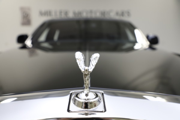 Used 2015 Rolls-Royce Phantom EWB for sale $299,900 at Maserati of Greenwich in Greenwich CT 06830 20