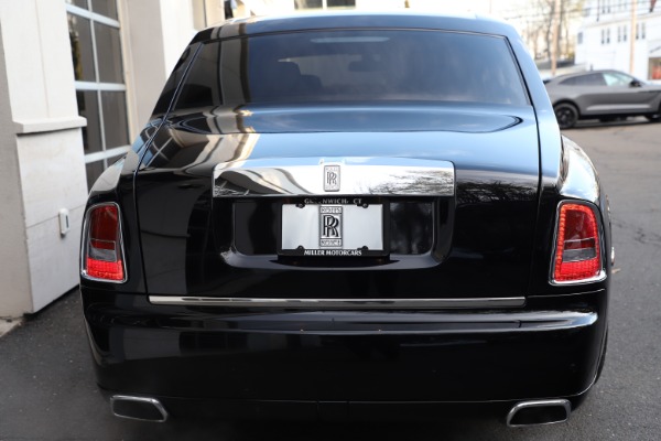 Used 2015 Rolls-Royce Phantom EWB for sale $299,900 at Maserati of Greenwich in Greenwich CT 06830 6