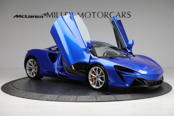 New 2023 McLaren Artura for sale $277,250 at Maserati of Greenwich in Greenwich CT 06830 19