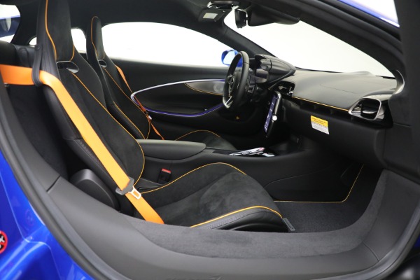 New 2023 McLaren Artura for sale $277,250 at Maserati of Greenwich in Greenwich CT 06830 24