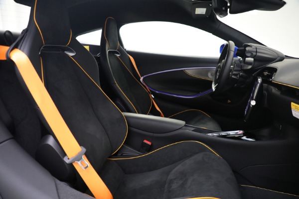 New 2023 McLaren Artura for sale $277,250 at Maserati of Greenwich in Greenwich CT 06830 25