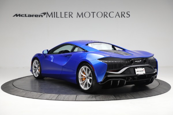 New 2023 McLaren Artura for sale $277,250 at Maserati of Greenwich in Greenwich CT 06830 4