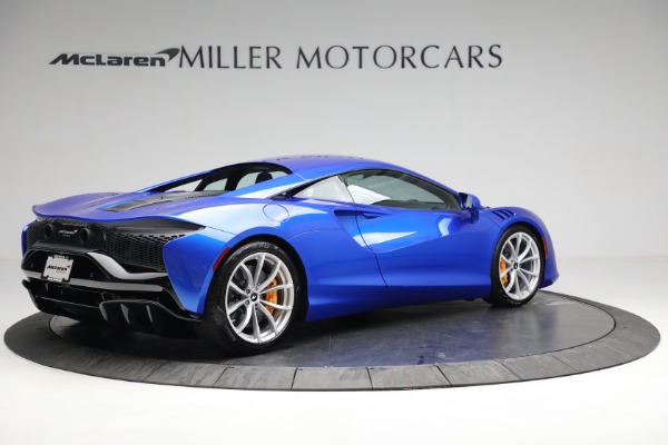 New 2023 McLaren Artura for sale $277,250 at Maserati of Greenwich in Greenwich CT 06830 7