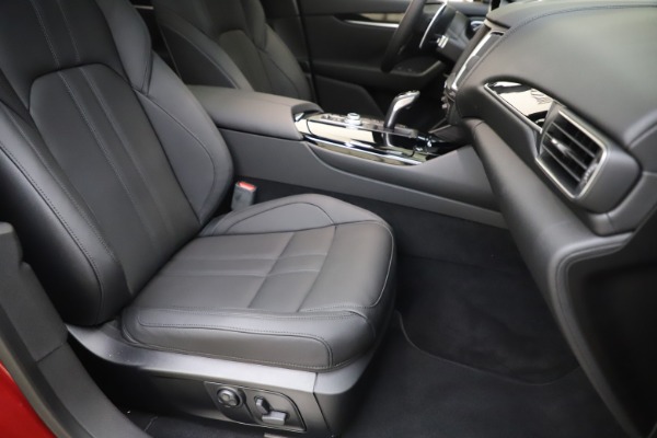 New 2020 Maserati Levante S Q4 GranSport for sale $102,949 at Maserati of Greenwich in Greenwich CT 06830 24