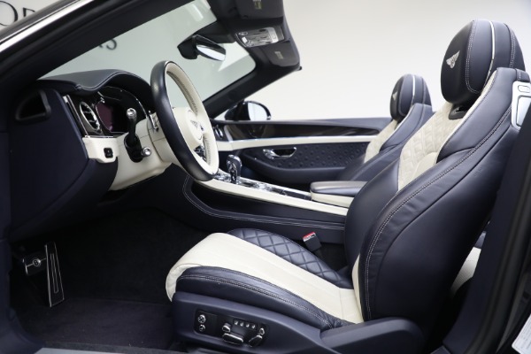 Used 2021 Bentley Continental GTC W12 for sale Sold at Maserati of Greenwich in Greenwich CT 06830 25