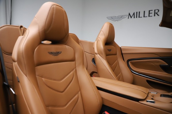 New 2021 Aston Martin DBS Superleggera Volante for sale $392,916 at Maserati of Greenwich in Greenwich CT 06830 24