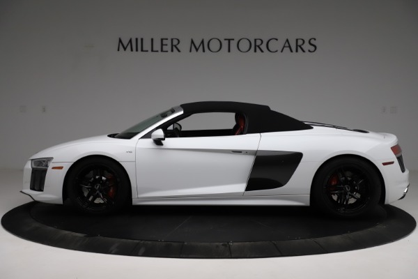 Used 2018 Audi R8 Spyder for sale Sold at Maserati of Greenwich in Greenwich CT 06830 16