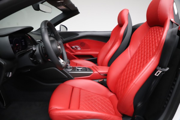 Used 2018 Audi R8 Spyder for sale Sold at Maserati of Greenwich in Greenwich CT 06830 20