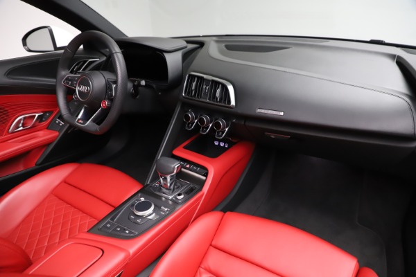 Used 2018 Audi R8 Spyder for sale Sold at Maserati of Greenwich in Greenwich CT 06830 25