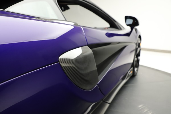 Used 2019 McLaren 600LT for sale $234,900 at Maserati of Greenwich in Greenwich CT 06830 24