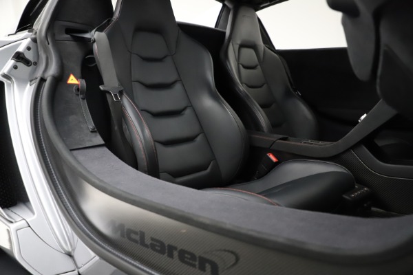 Used 2016 McLaren 675LT Spider for sale $275,900 at Maserati of Greenwich in Greenwich CT 06830 27
