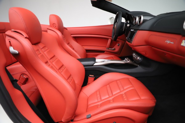 Used 2014 Ferrari California 30 for sale Sold at Maserati of Greenwich in Greenwich CT 06830 25