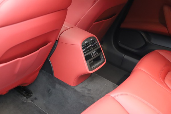 New 2021 Maserati Quattroporte S Q4 GranLusso for sale $122,435 at Maserati of Greenwich in Greenwich CT 06830 19