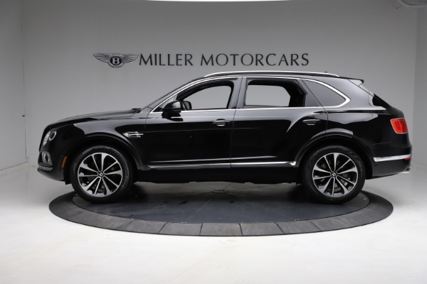 Used 2018 Bentley Bentayga W12 Signature for sale $159,900 at Maserati of Greenwich in Greenwich CT 06830 3