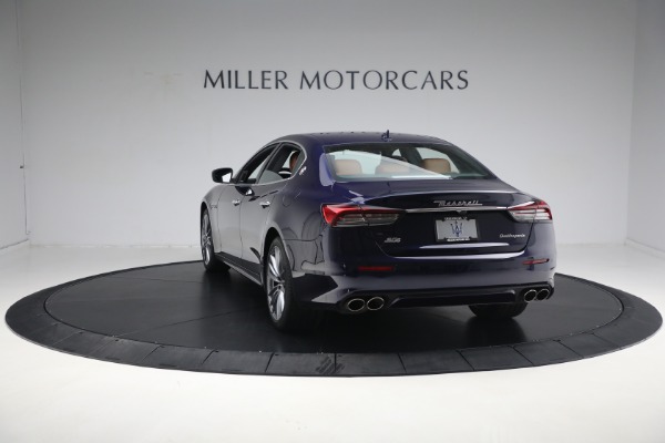 Used 2021 Maserati Quattroporte S Q4 GranLusso for sale Sold at Maserati of Greenwich in Greenwich CT 06830 12