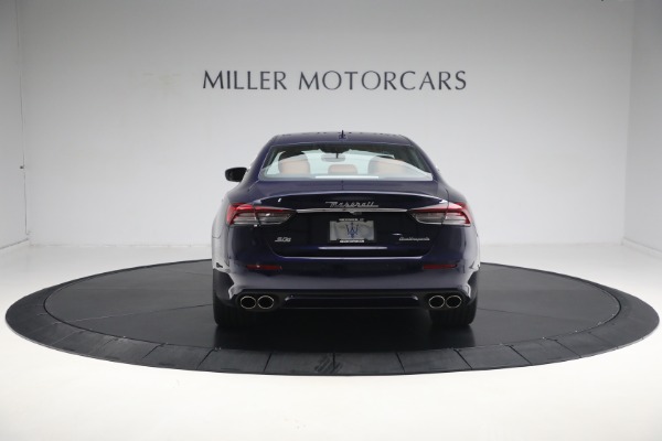 Used 2021 Maserati Quattroporte S Q4 GranLusso for sale Sold at Maserati of Greenwich in Greenwich CT 06830 13
