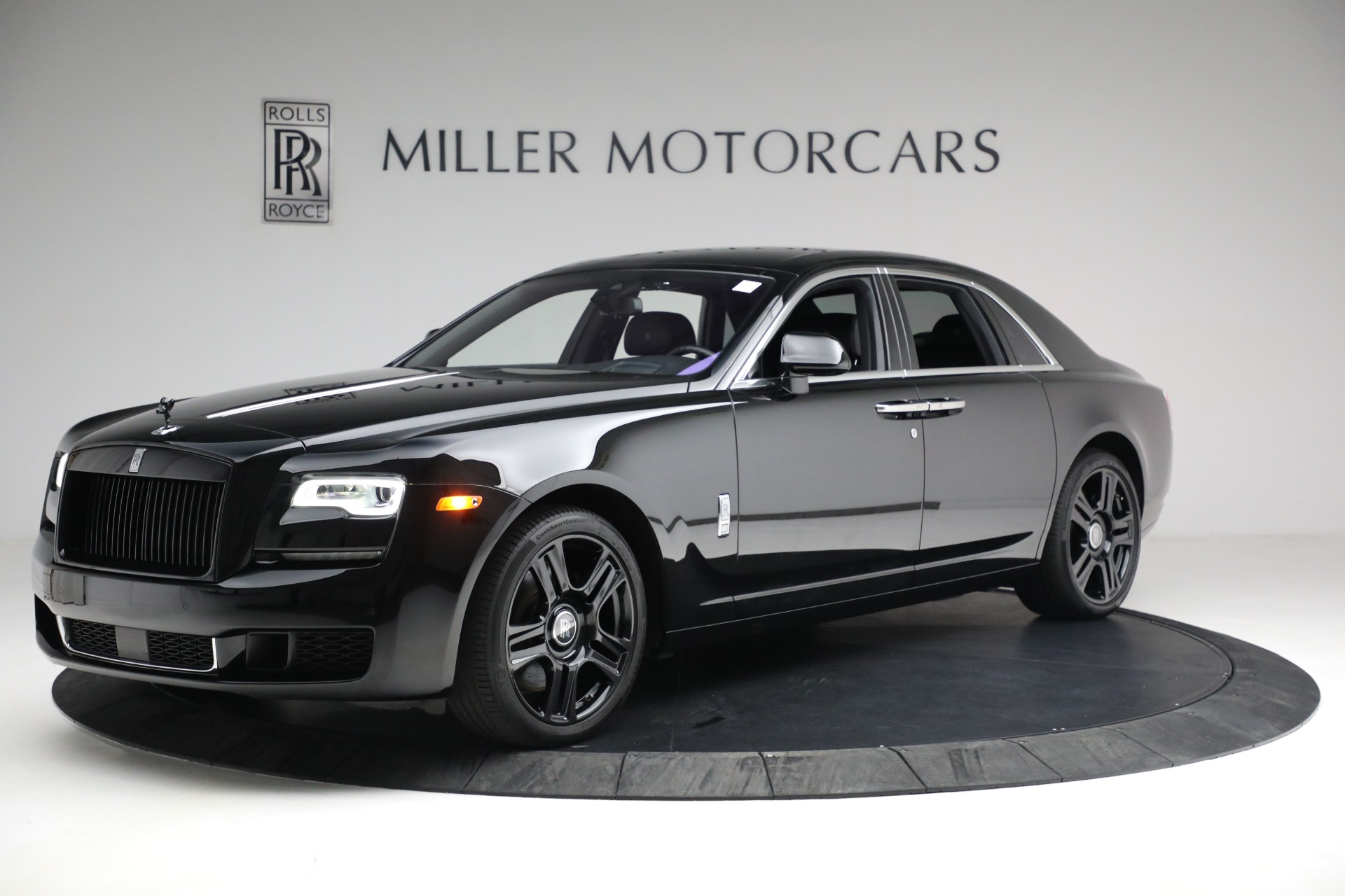 Used 2018 Rolls-Royce Ghost for sale Sold at Maserati of Greenwich in Greenwich CT 06830 1