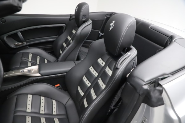 Used 2010 Ferrari California for sale Sold at Maserati of Greenwich in Greenwich CT 06830 23