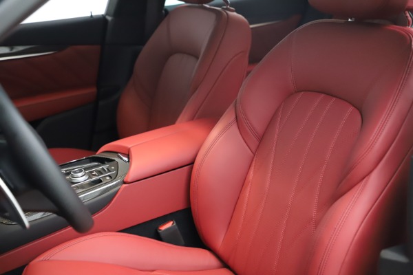 New 2021 Maserati Levante S Q4 GranLusso for sale $105,549 at Maserati of Greenwich in Greenwich CT 06830 14