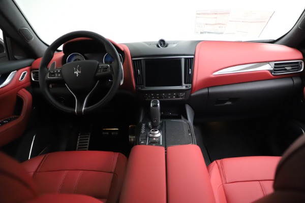 New 2021 Maserati Levante Q4 GranSport for sale Sold at Maserati of Greenwich in Greenwich CT 06830 15