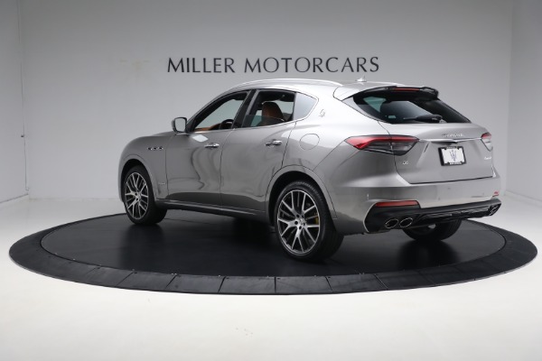 New 2021 Maserati Levante Q4 GranSport for sale Sold at Maserati of Greenwich in Greenwich CT 06830 10