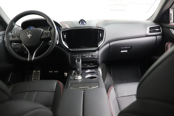 New 2021 Maserati Ghibli S Q4 GranSport for sale Sold at Maserati of Greenwich in Greenwich CT 06830 18