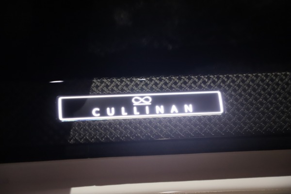 New 2021 Rolls-Royce Cullinan Black Badge for sale Sold at Maserati of Greenwich in Greenwich CT 06830 28