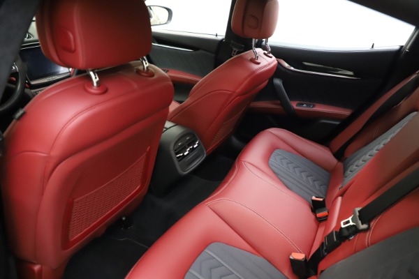 Used 2018 Maserati Ghibli SQ4 GranLusso for sale $55,900 at Maserati of Greenwich in Greenwich CT 06830 13