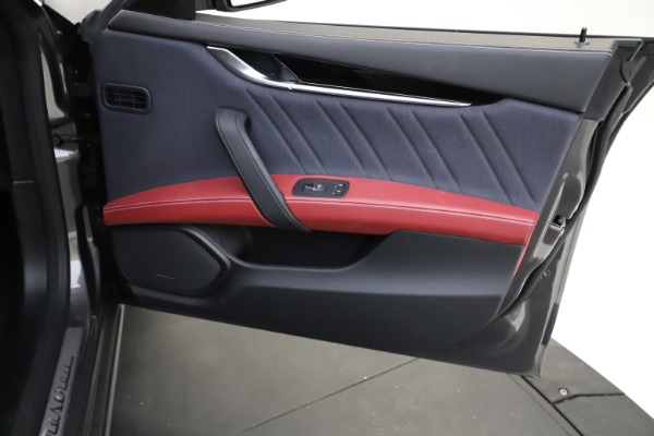 Used 2018 Maserati Ghibli SQ4 GranLusso for sale $55,900 at Maserati of Greenwich in Greenwich CT 06830 18
